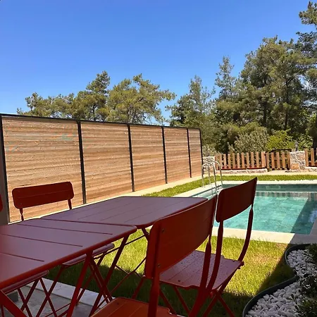 Escape To Nature Private Pool In Lyciafarm Appartement